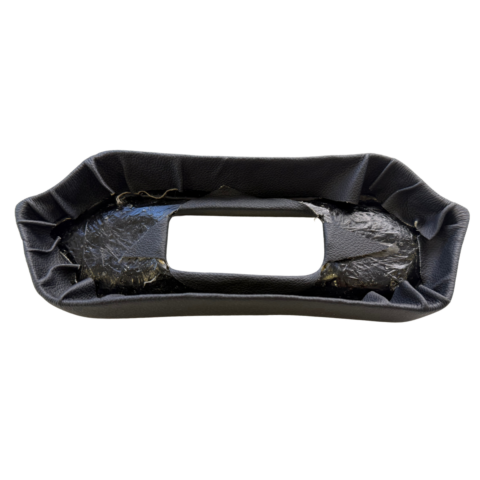 MOLDURA PAINEL RADIO VARIANT REVESTIDA COURVIN PRETO (7)