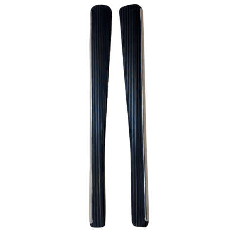 ESTRIBO FUSCA BORRACHA LARGA FRISO LARGO LISO (14)