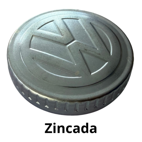 Tampa de Combustível Fusca 1965 / 1977 e Kombi até 1981 - ZINCADA Com Logo VW